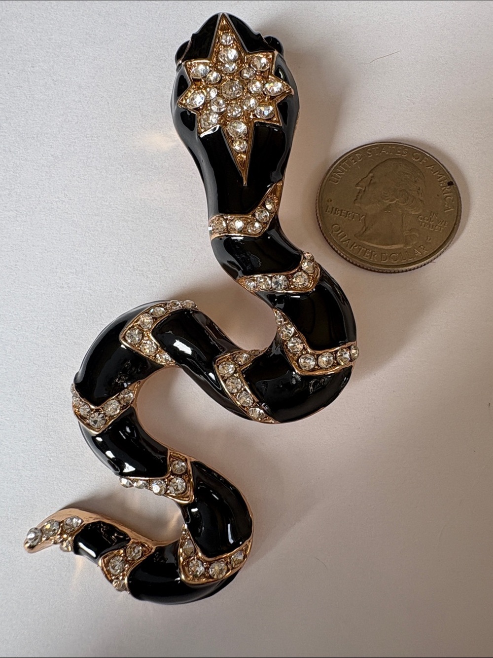 Black and Gold Crystal Snake Brooch/Pendant - Picture 2 of 3
